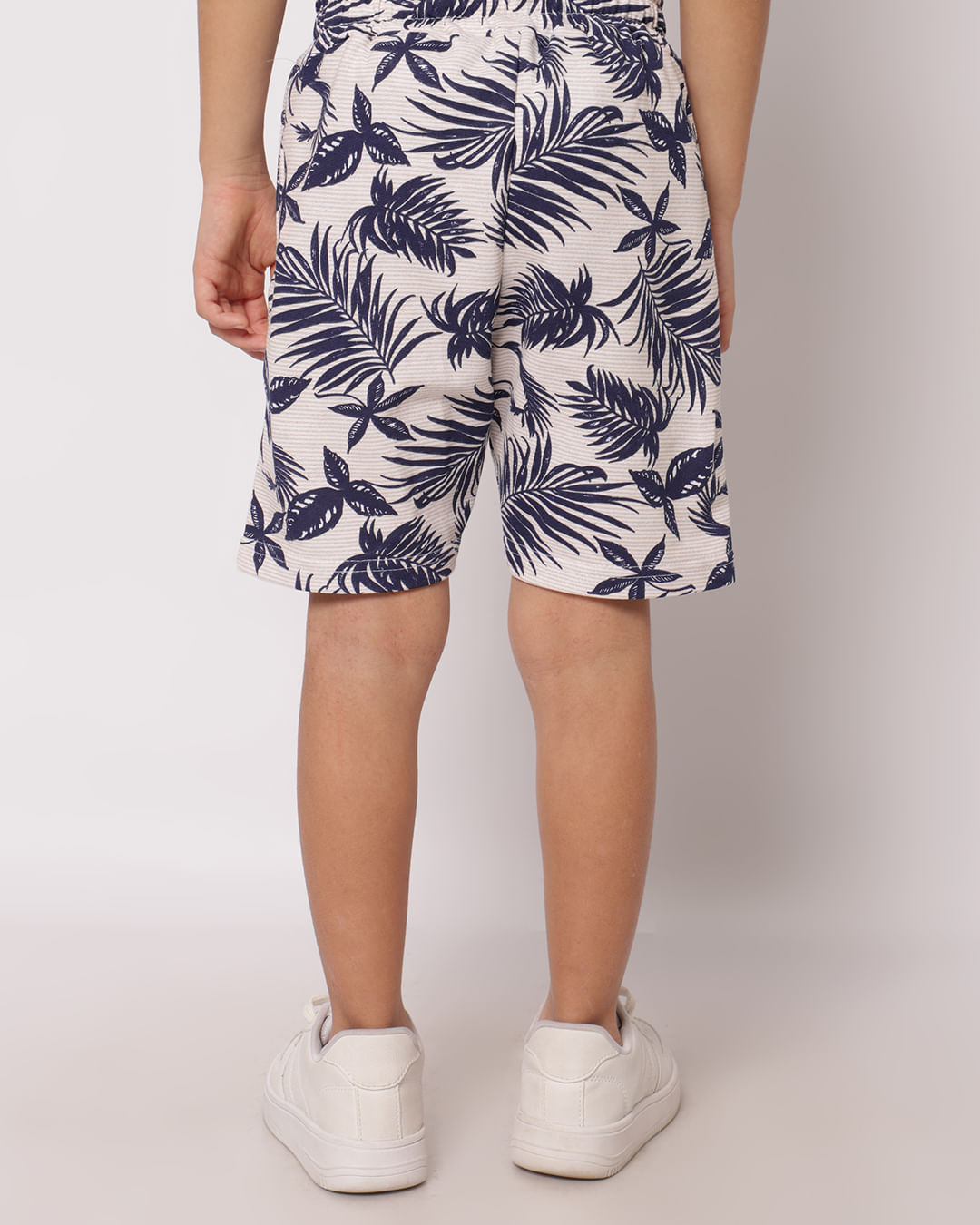 Bermuda-To350158-M-410-Tropical---Off-White