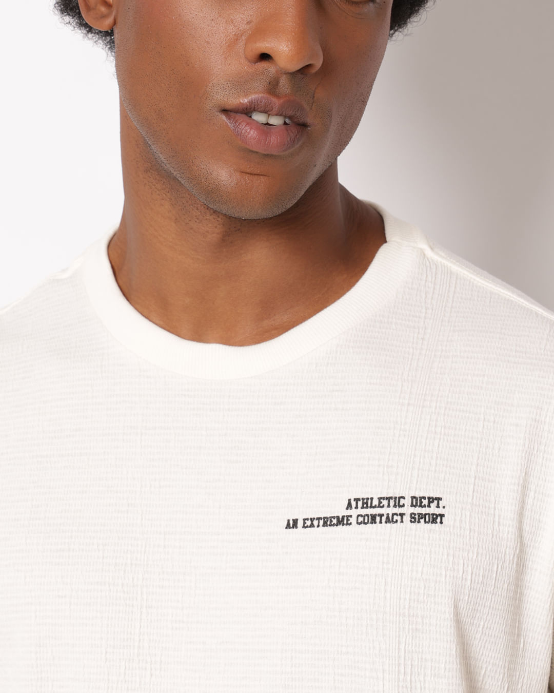 Camiseta-Urba-Escrita-Tju110009---Off-White