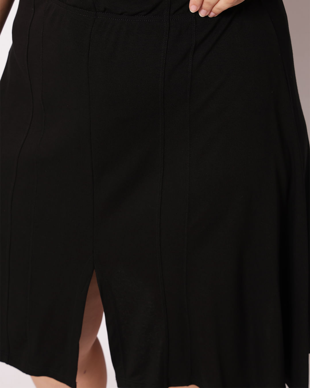 Saia-Midi-40270-Fenda-Molecot---Preto