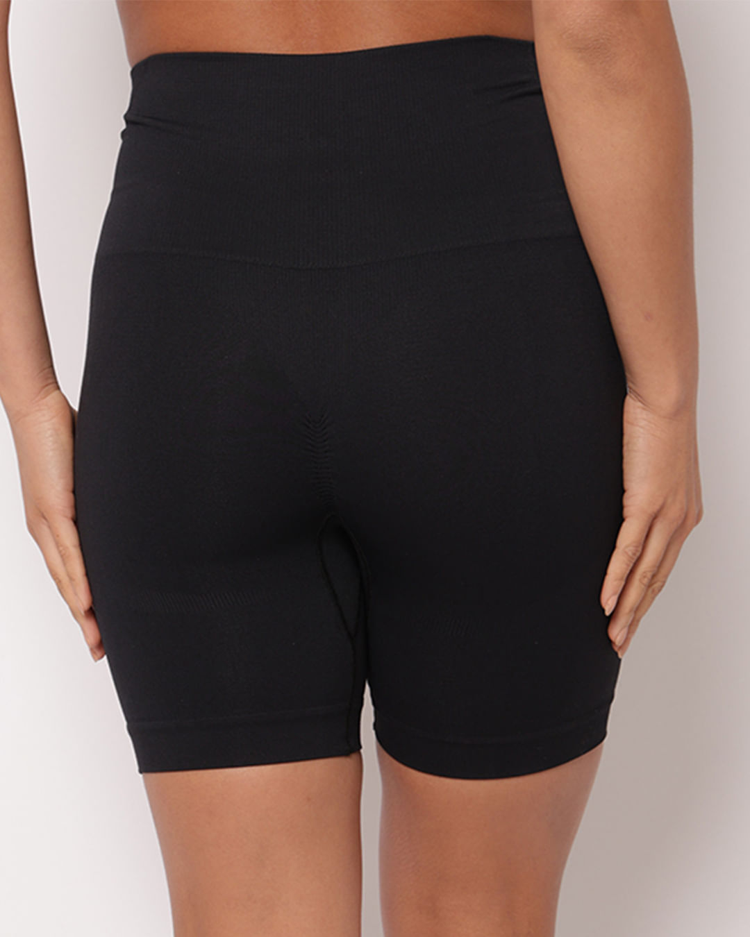 Shorts-Seamless-Levanta-Bumbum---Preto