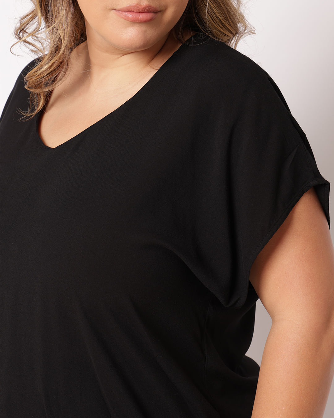 Blusa-730362-Morcego-Lisa---Preto