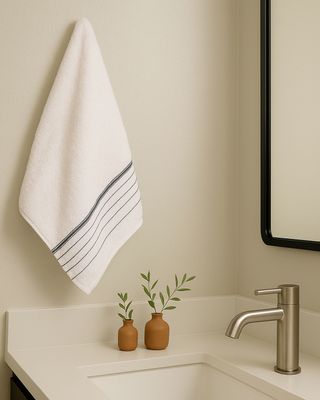 T-Rosto-Bressan-48x80---01---Branco