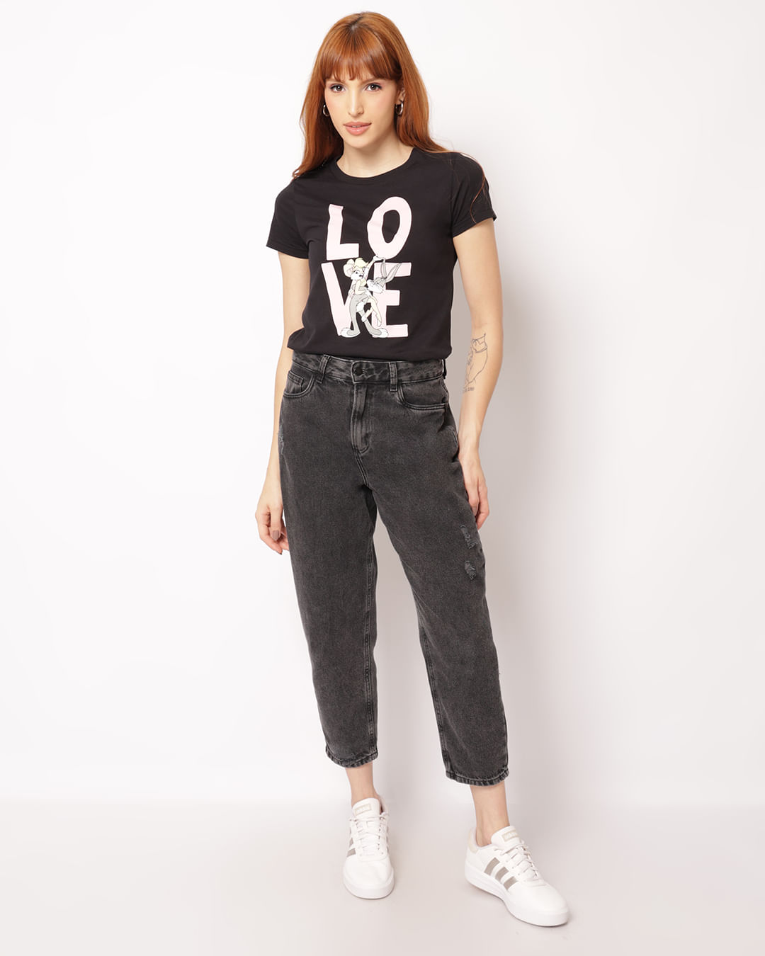 Camiseta-Mc-0402208-Looney-Pto-Pgg-P8---Preto