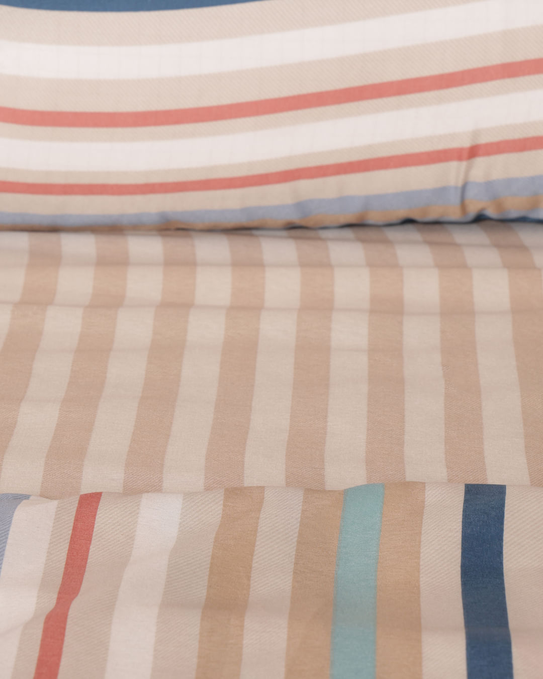 Jogo-De-Cama-Queen-–-4-Pecas---Estampado-Listrado