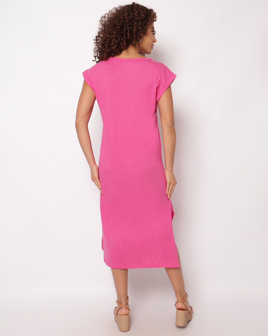 Vestido-1000111901-Midi-Amplo---Pink