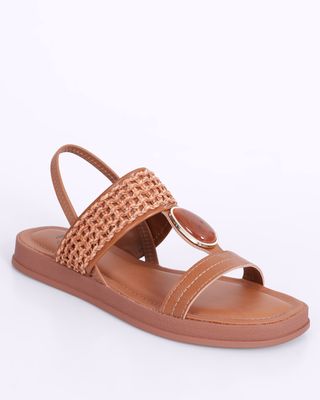 Sand-Fem-Y9711---0005-Vertuo-Caram-3440---Marrom