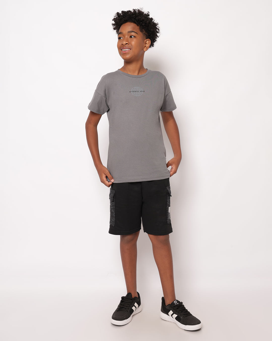 Camiseta-T43626-Mc-M-1016-Authentic-We---Cinza