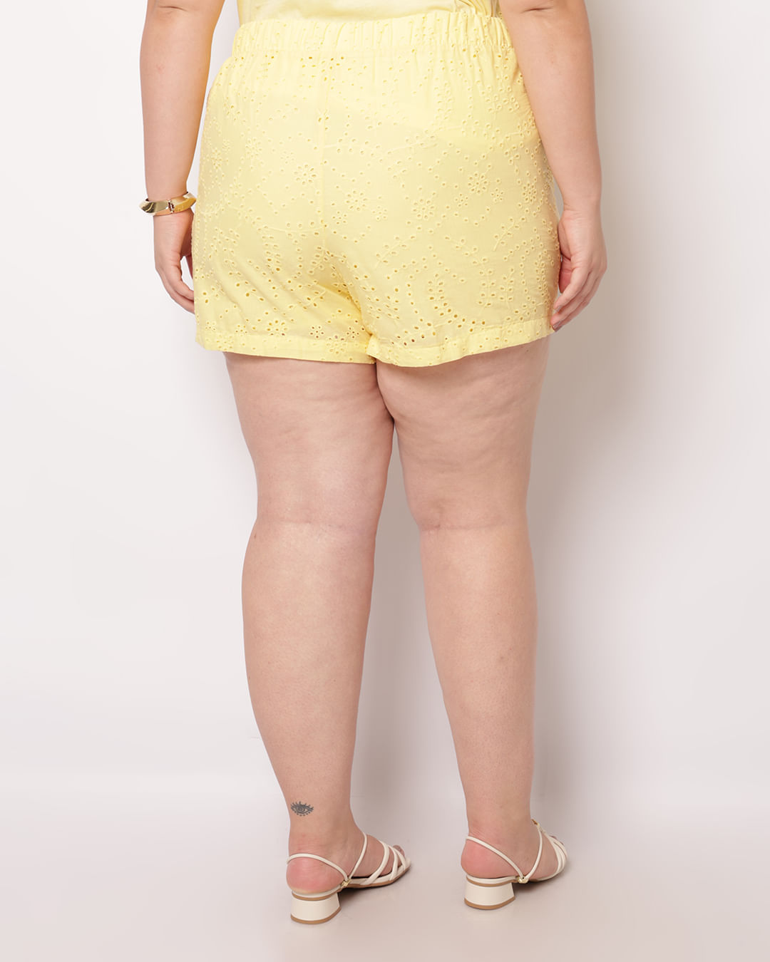 Shorts-231533-Laise---Amarelo