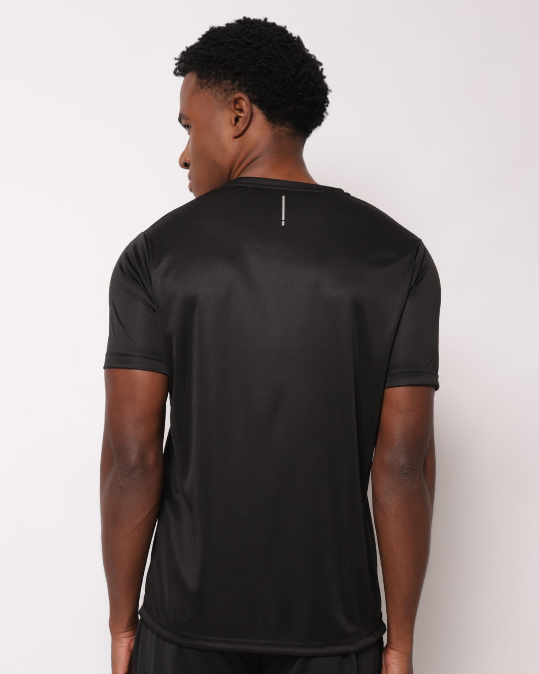 Cam-Preto-10141456-Bas---Preto