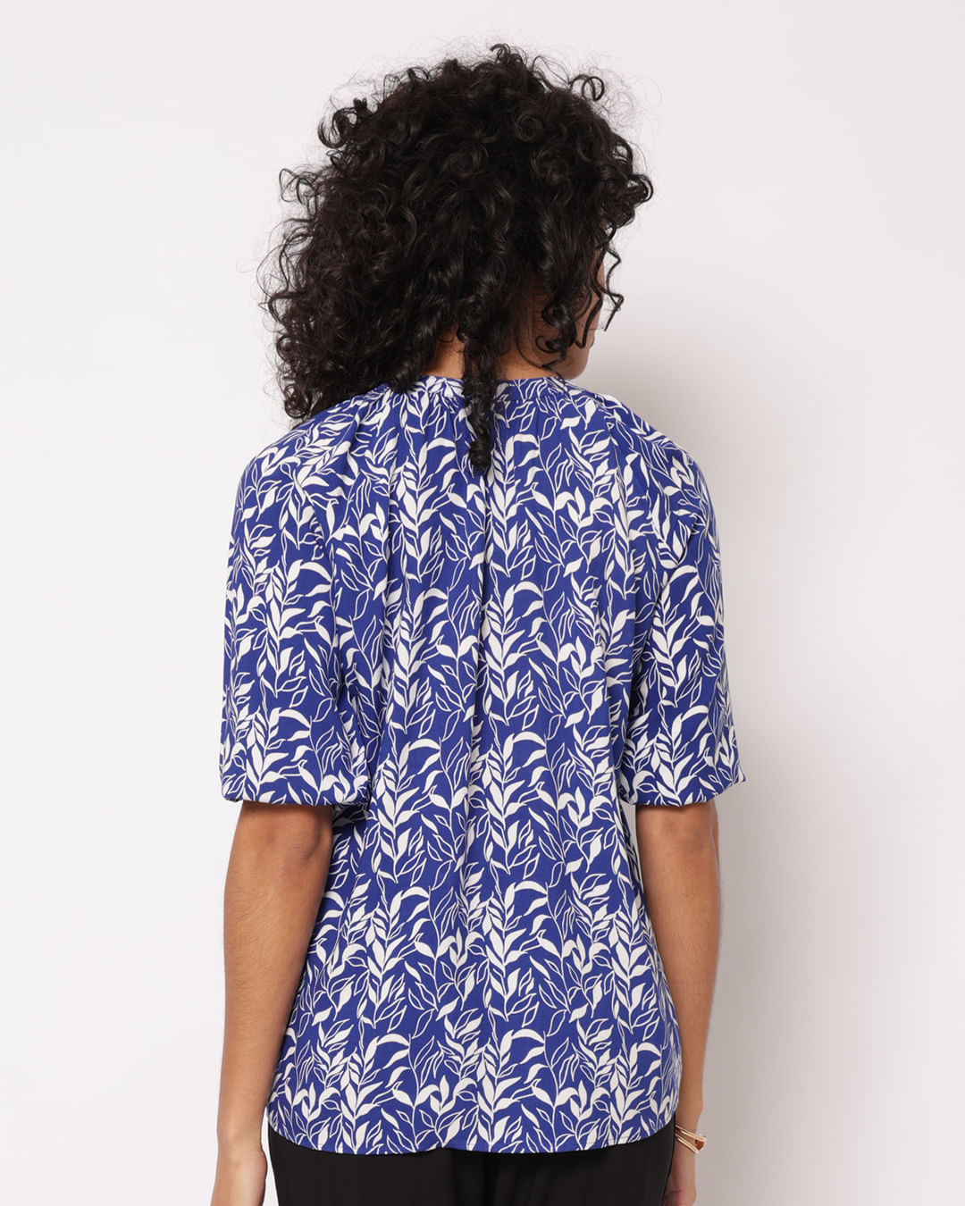 Camisa-430190-Manga-34-Estampada---Azul-Floral