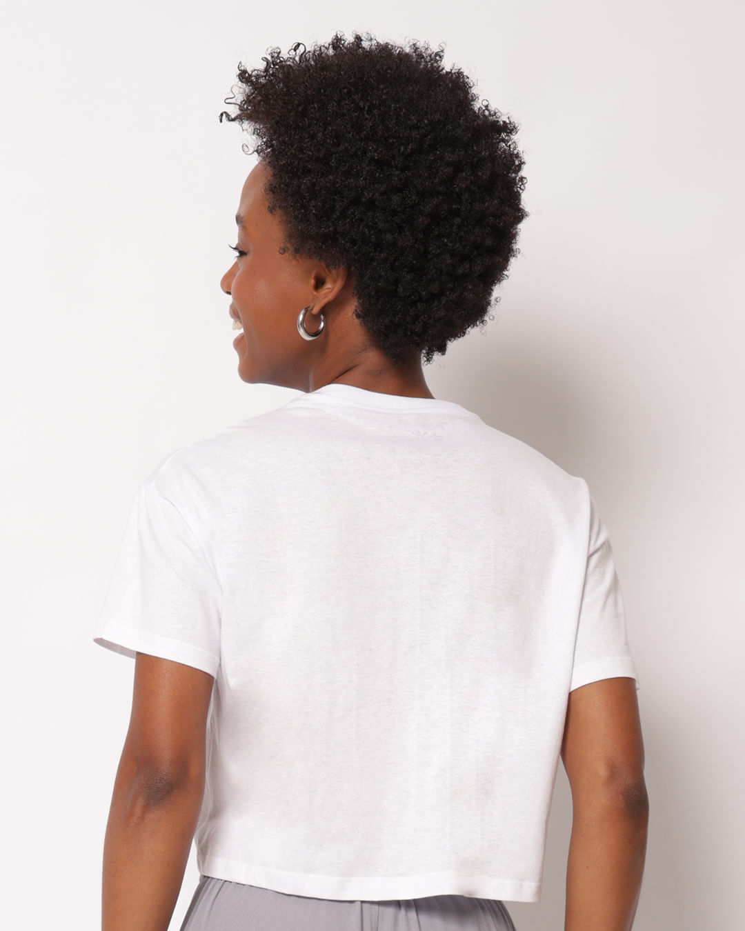 Cropped-23945-Over-Mickey-Dourado-Pg---Branco