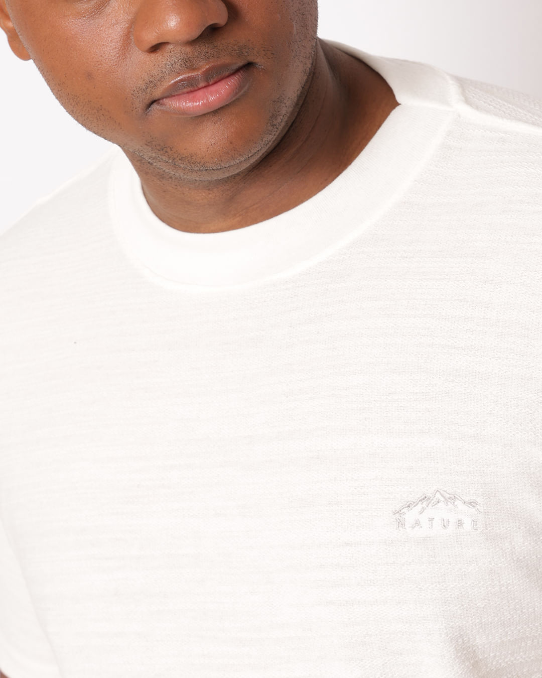 Camiseta-E4539-Dallas-Text-Bord-Off-Plus---Off-White
