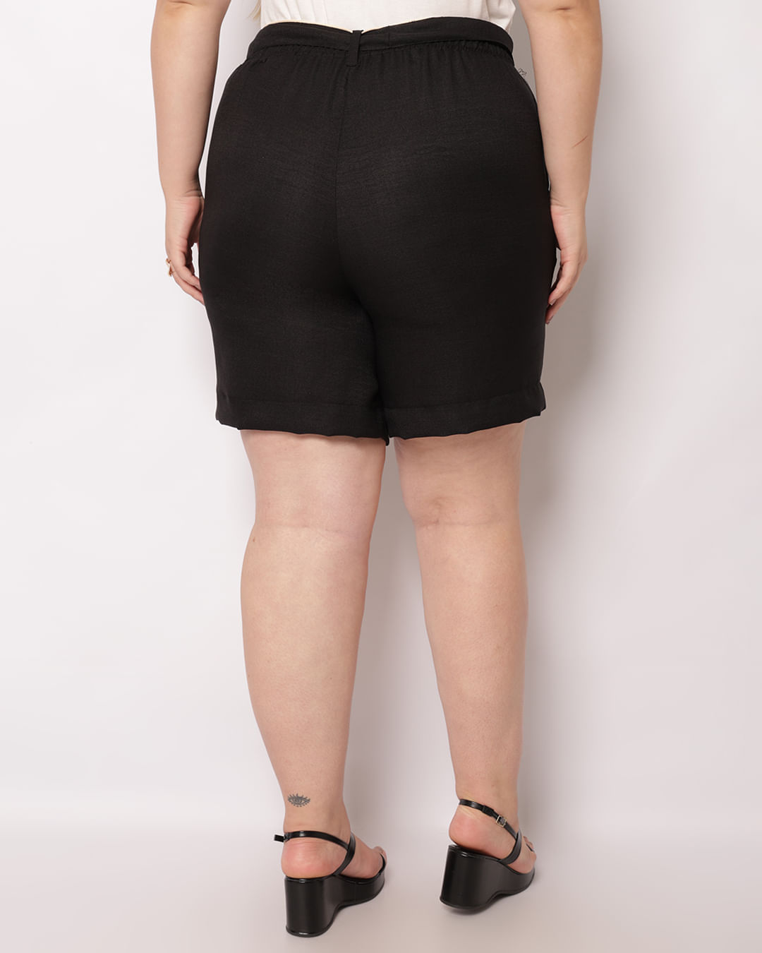 Shorts-117-Bolso-Faixa-Cos---Preto
