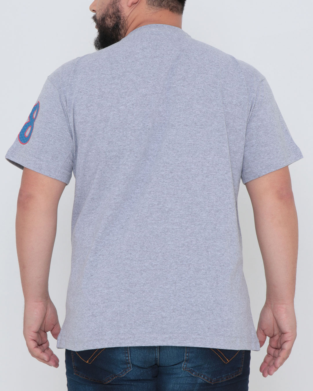 Camiseta-Plus-Size-Estampa-Fatal-Street-Cinza-Claro