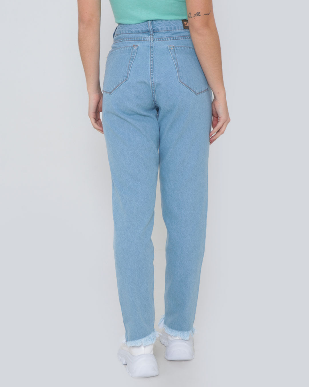 Calca-Jeans-Feminina-Mom-Azul-Claro