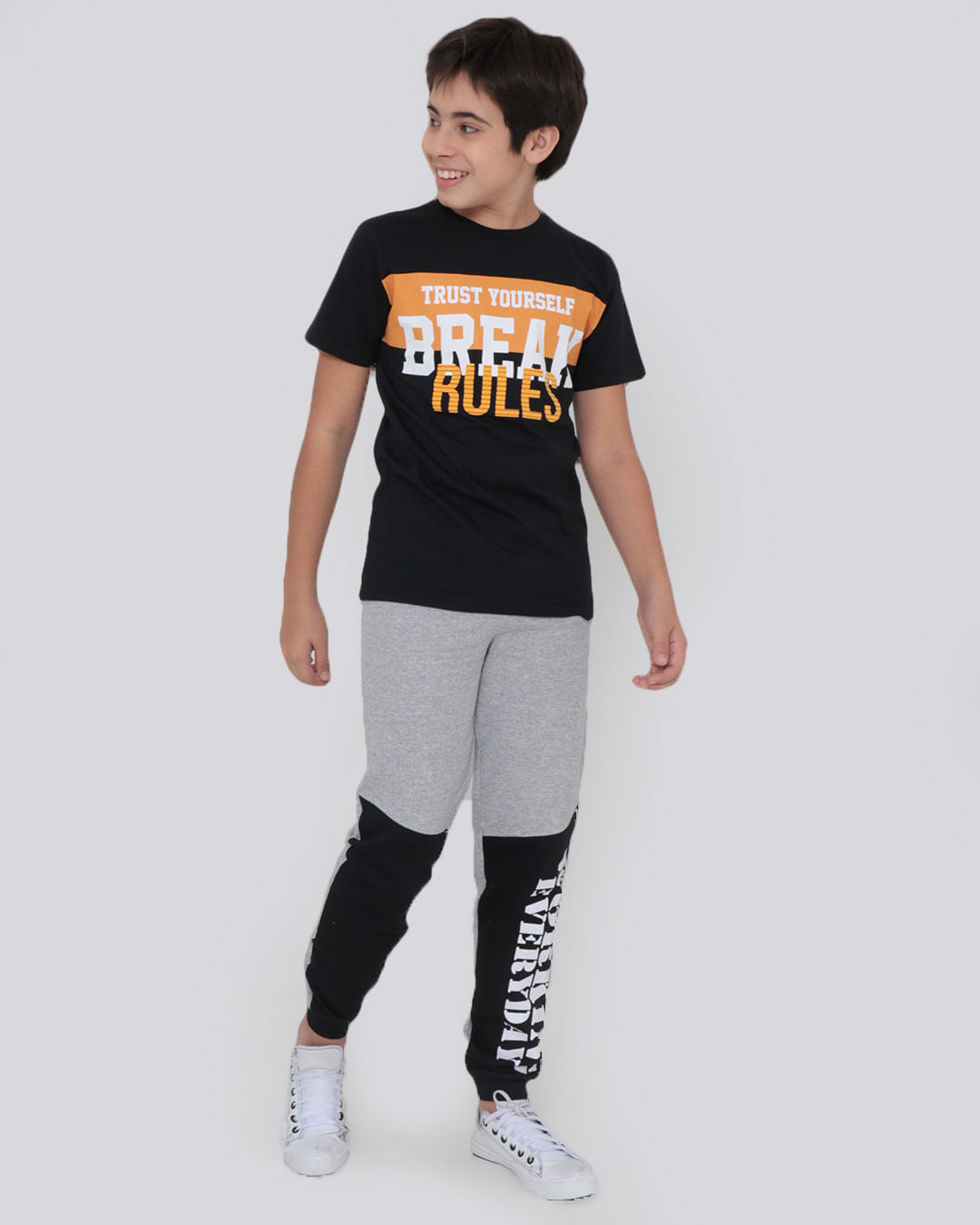 Camiseta-Juvenil-Manga-Curta-Estampada-Sport-Preta