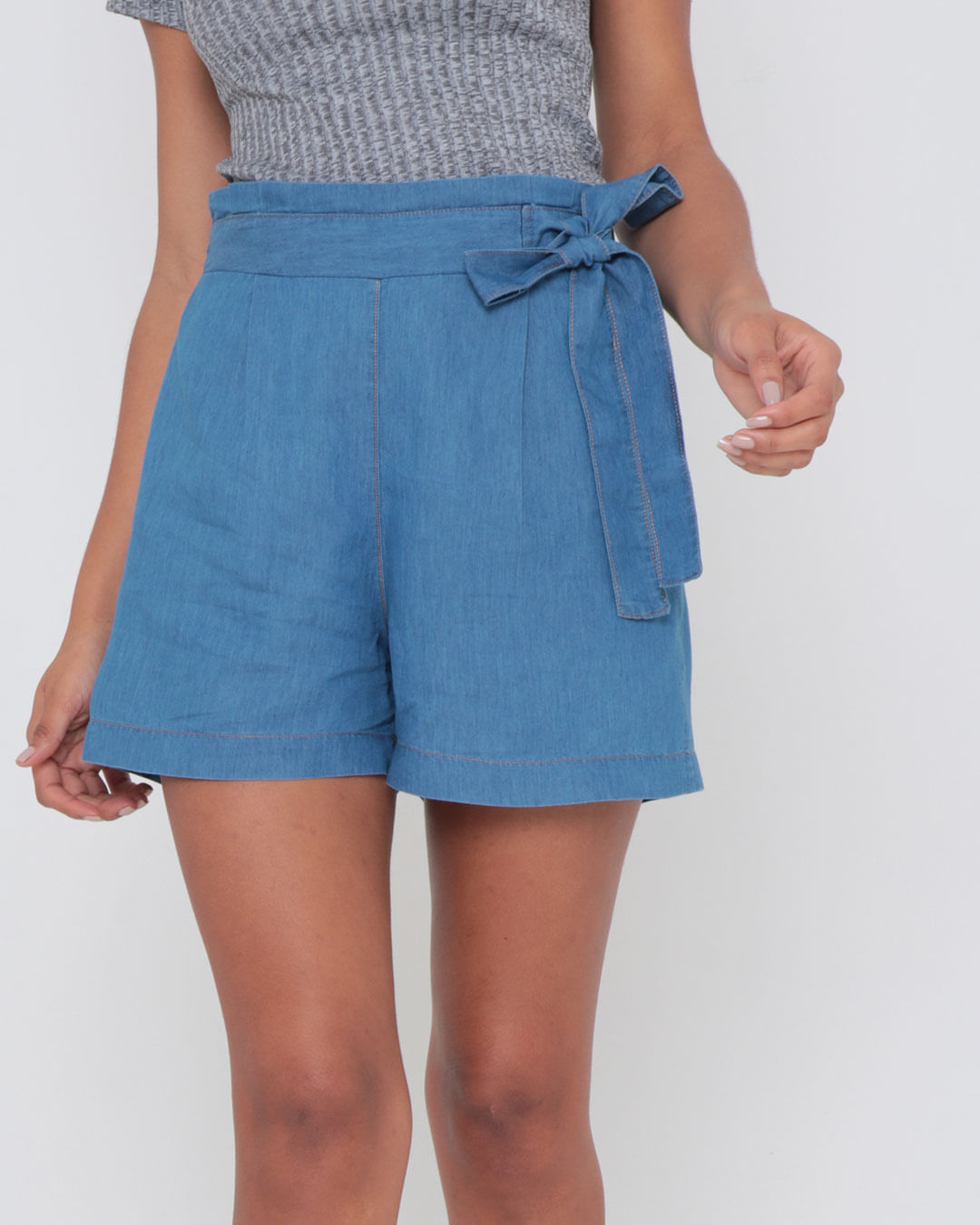 Short-Jeans-Feminino-Com-Babado-Azul-
