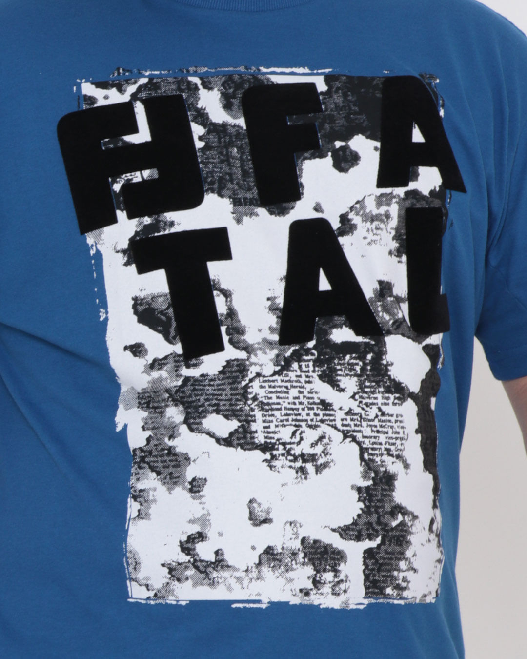Camiseta-Plus-Size-Estampa-Fatal-Veludo-Azul