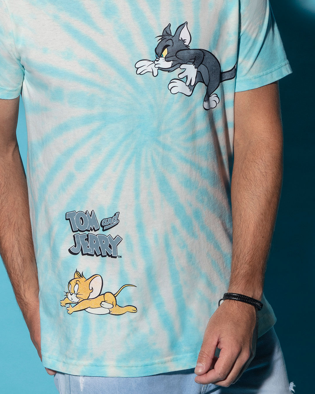 Camiseta-Estampa-Tom-e-Jerry-Warner-Tie-Dye-Azul