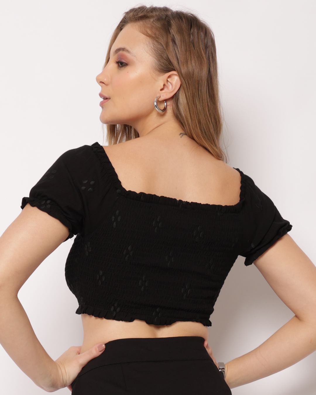 Blusa-Mc-Crop-No-830424-Pto-Pgg---Preto