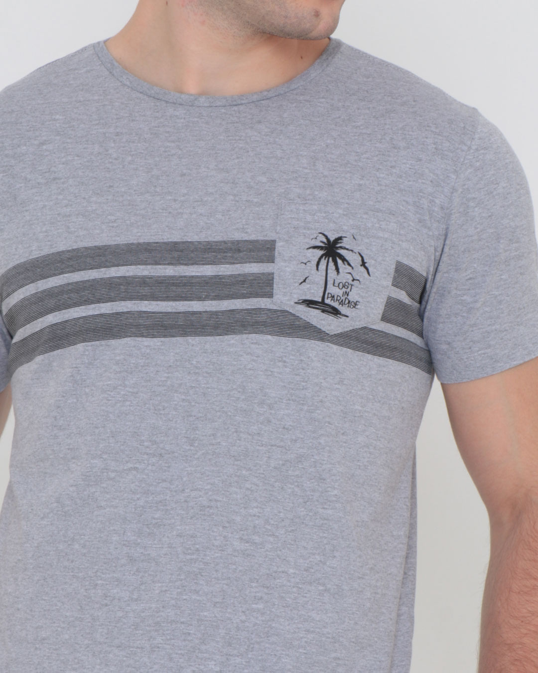 Camiseta-Surf-Bolso-Unico-Estampada-Cinza