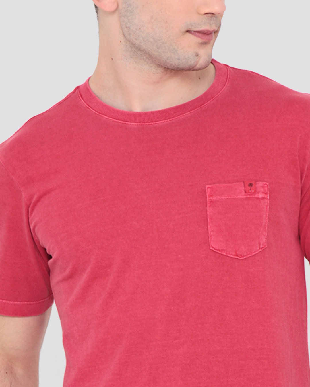 Camiseta-Bolso-Unico-Estonada-Vermelha