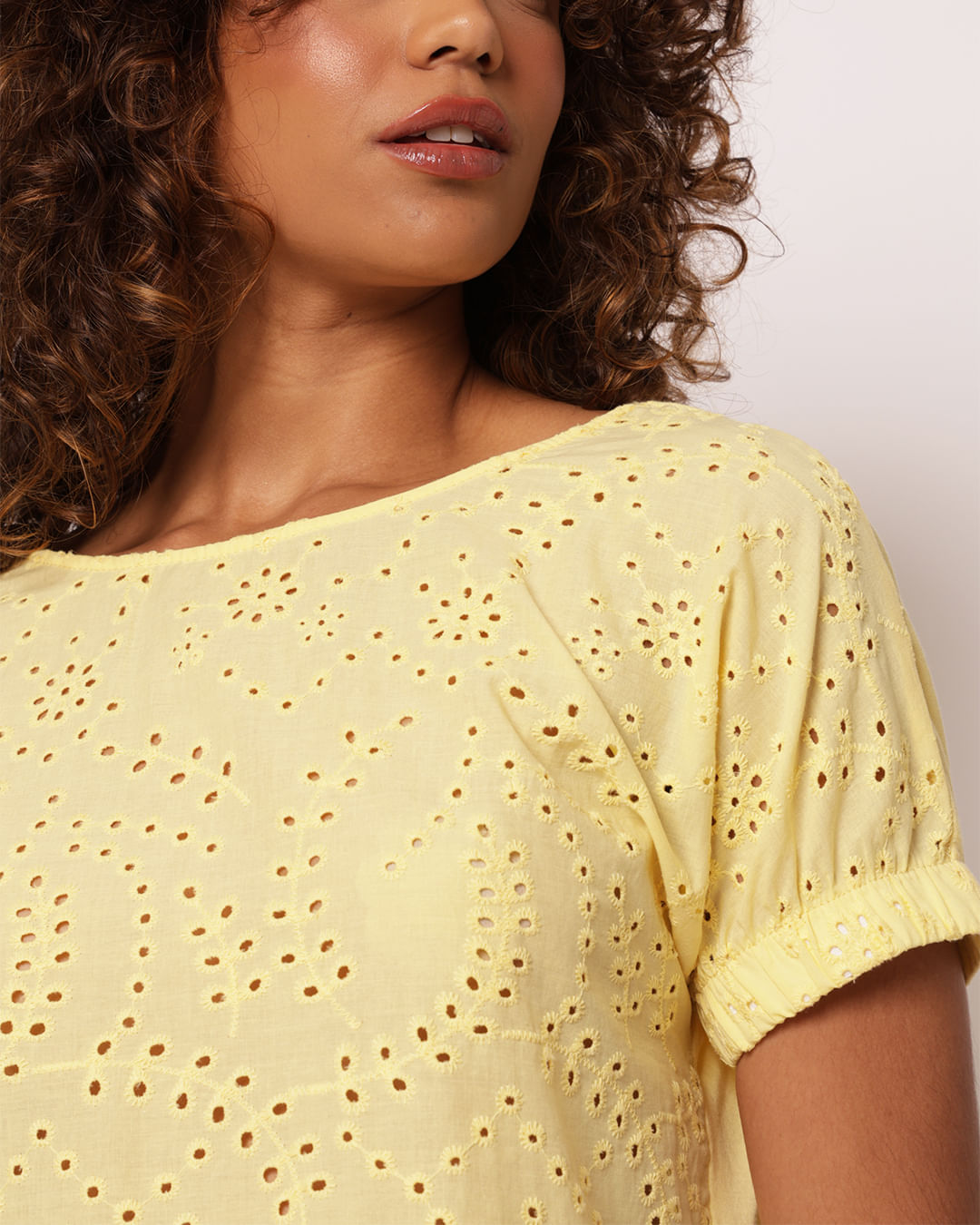 Blusa-Mc-Celst-Laise-231531-Ama---Amarelo