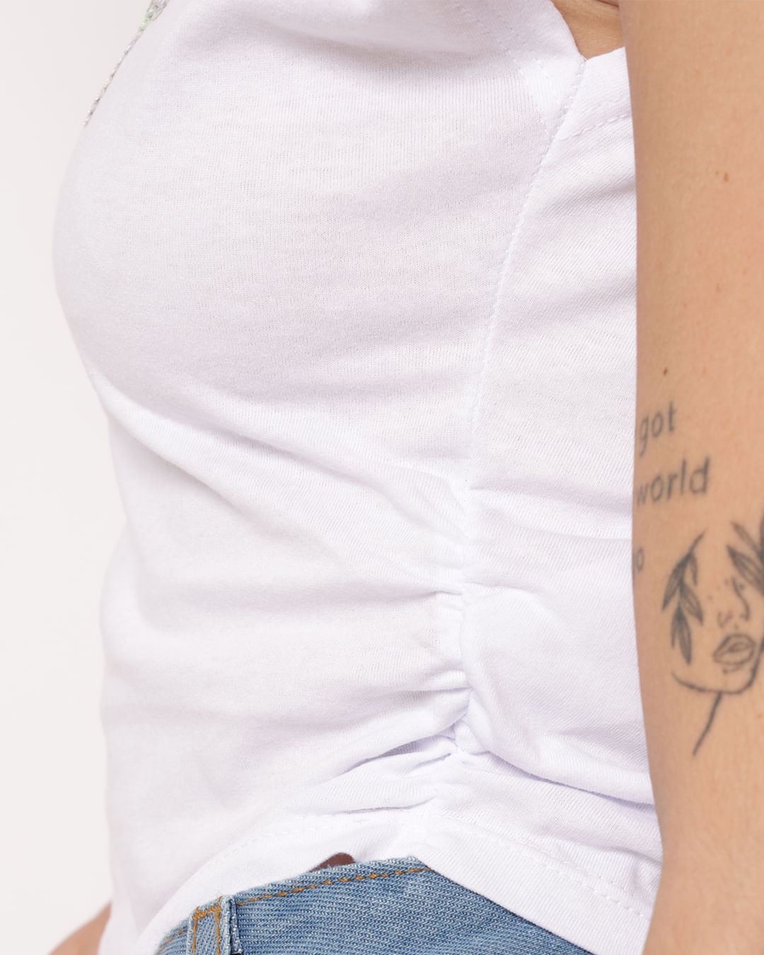 Cropped-Regata-076920-Disney-Paete-Pg---Branco
