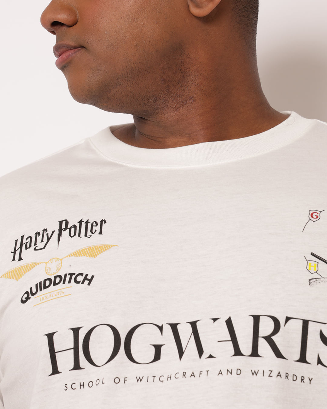 Camiseta-E4661-Harry-Ptooff-Plus---Off-White
