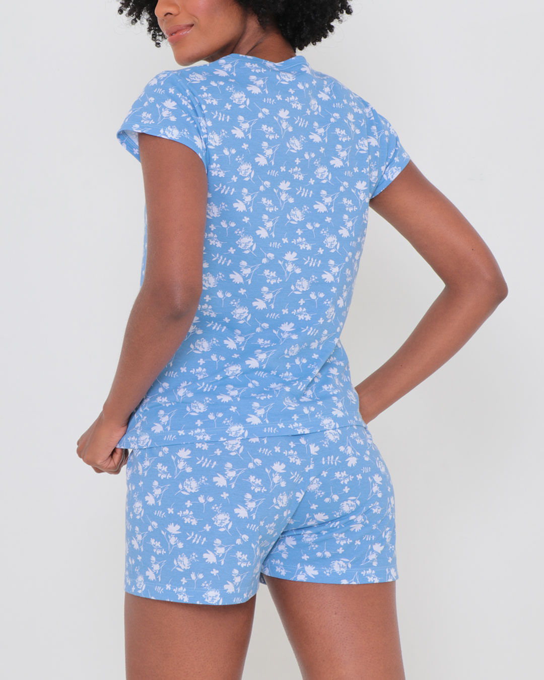 Pijama-Feminino-Curto-Estampado-Floral-Azul