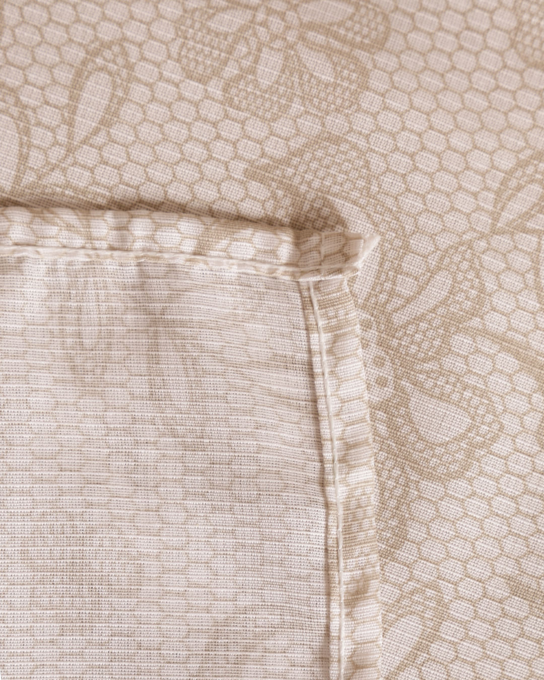 Toalha-De-Mesa-140x210-Retangular---Linh---Estampado-Outros