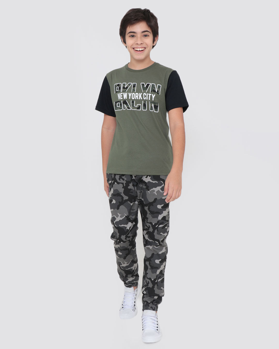 Camiseta-Juvenil-Manga-Curta-Estampa-Camuflada-Verde