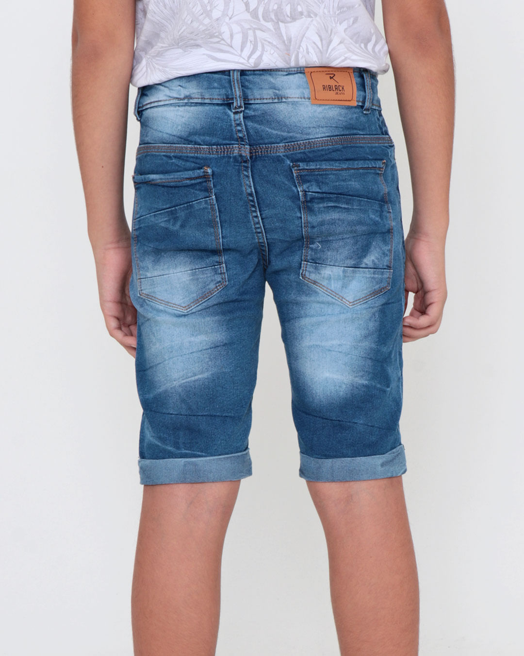 Short-Jeans-Juvenil-Com-Recorte-Barra-Dobrada-Azul