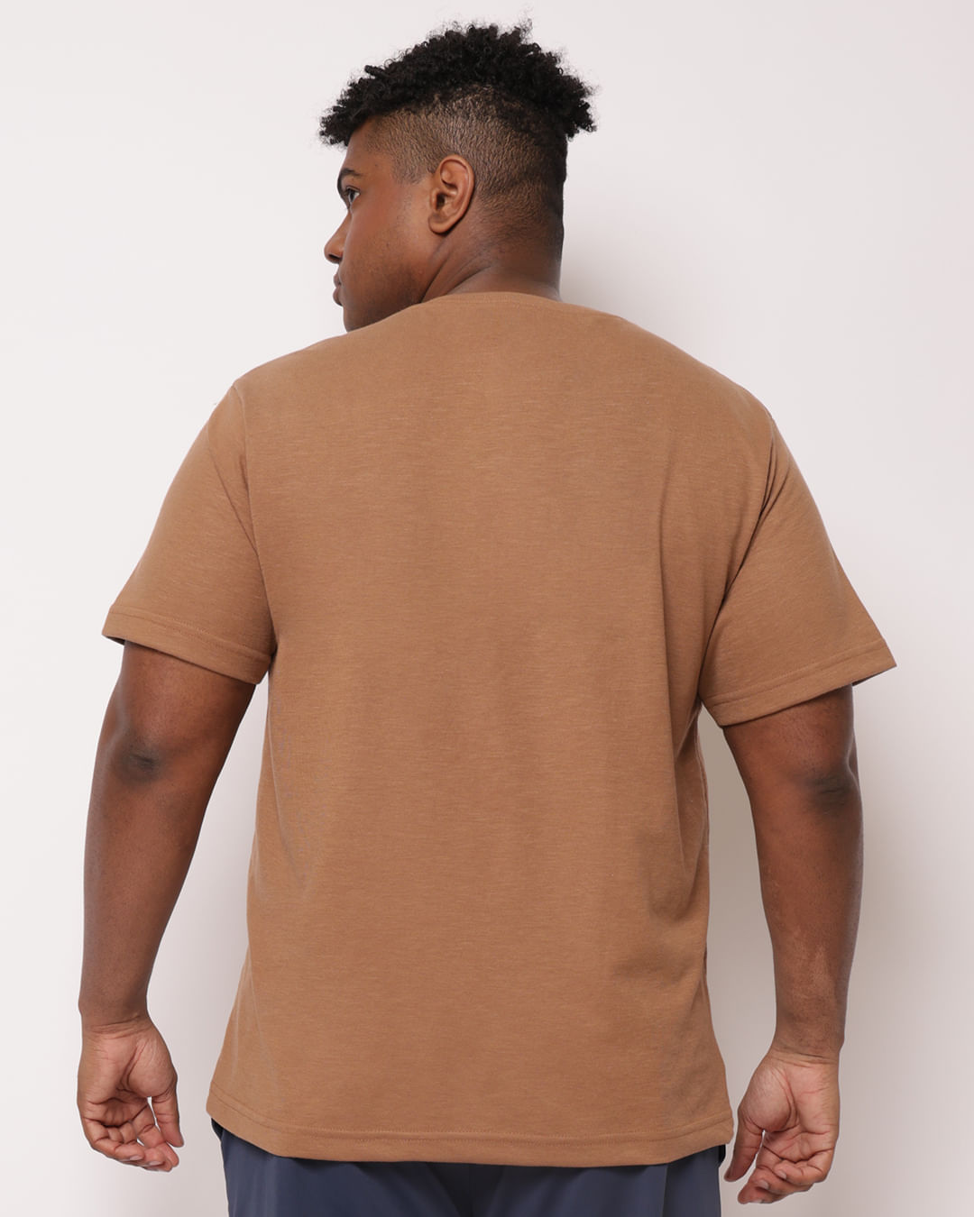 Camiseta-P395-Atoalhada-Marr-Plus---Marrom
