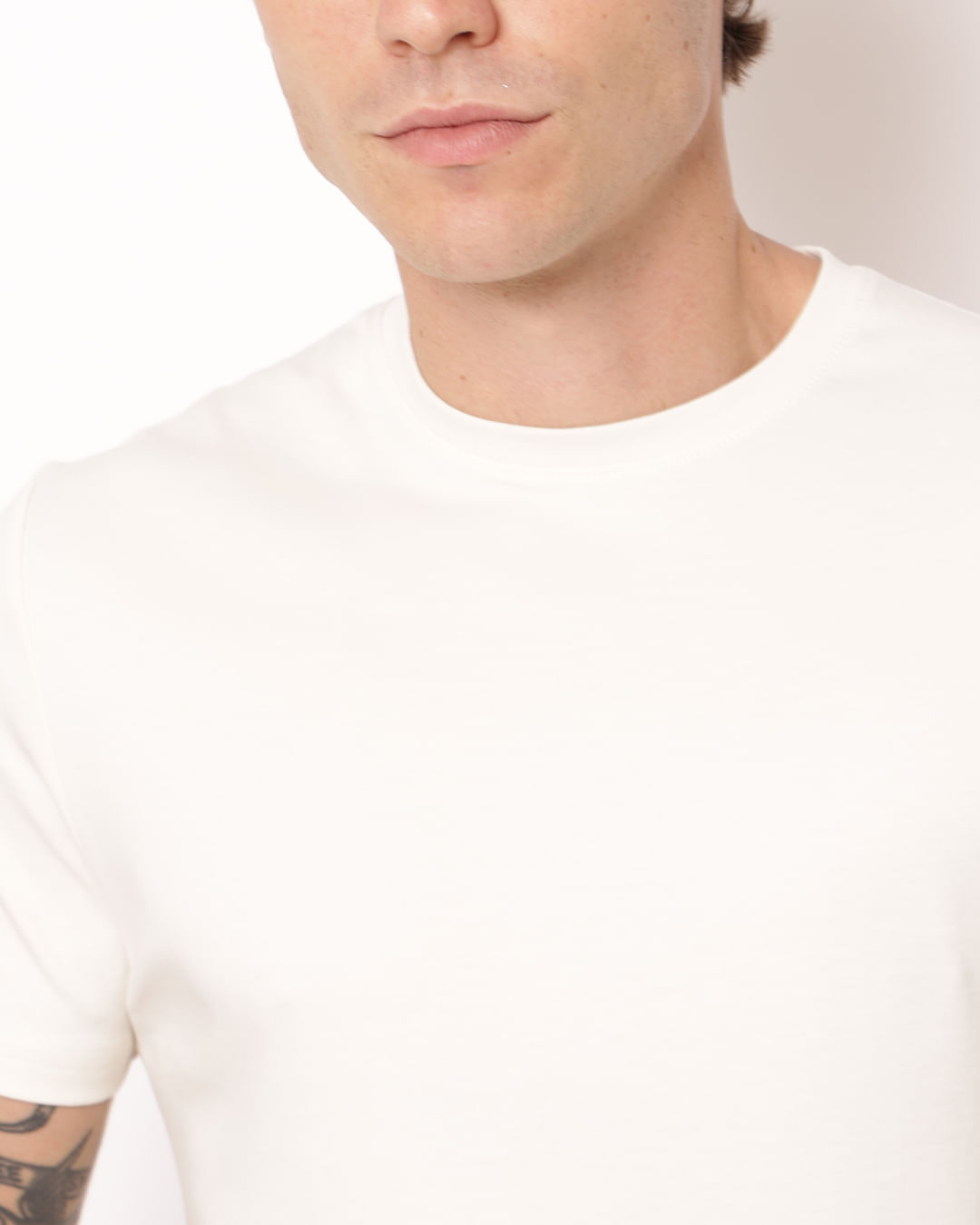 Camiseta--Tr-303-T-Shirt-Fashion-Off---Off-White