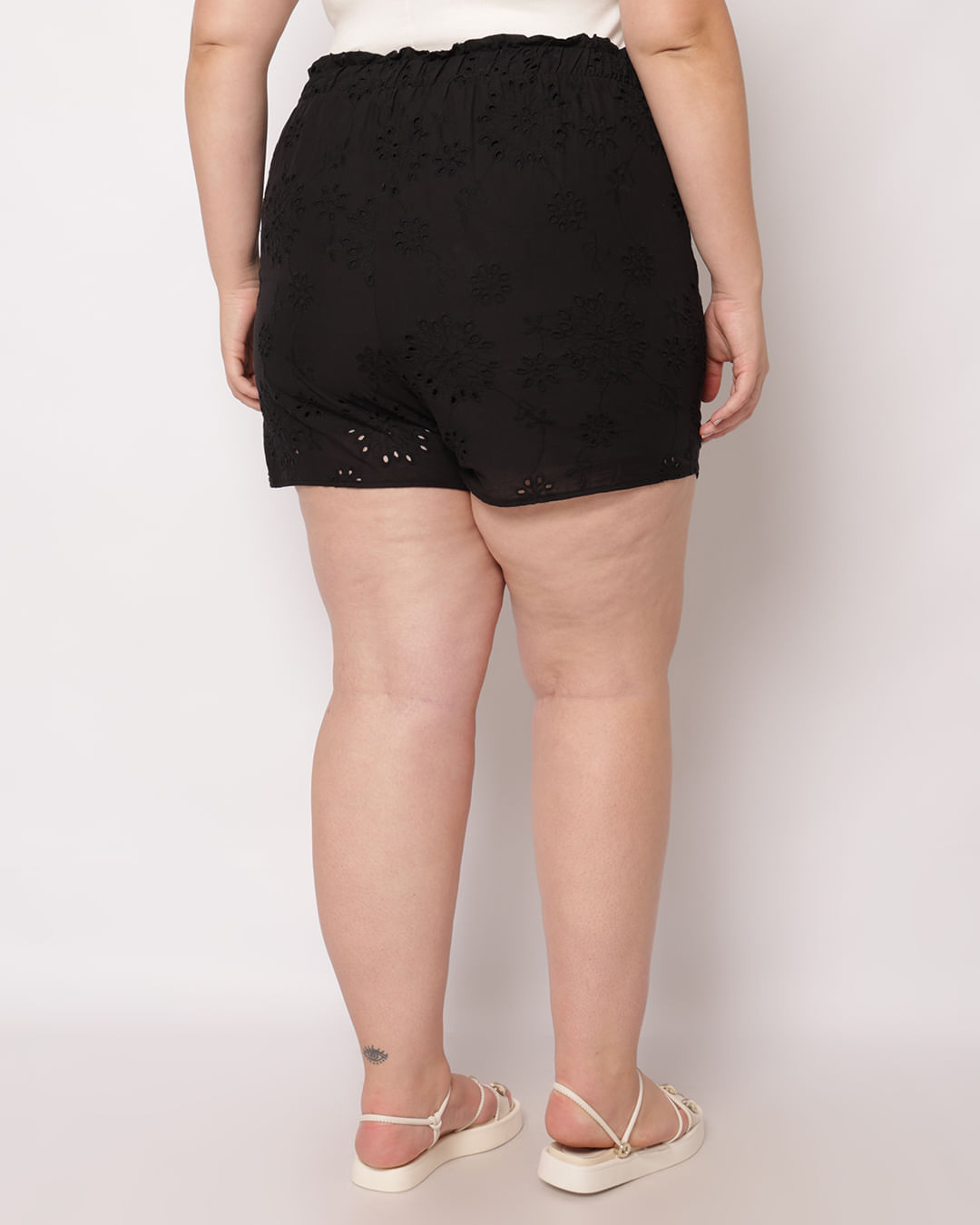 Shorts-230848-Amarracao-Laise---Preto