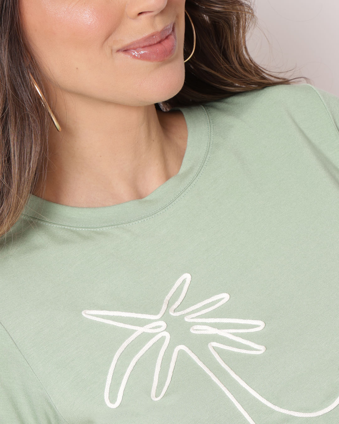 Blusa-Mc-Visco-Bordado-Flor-8582-To---Verde