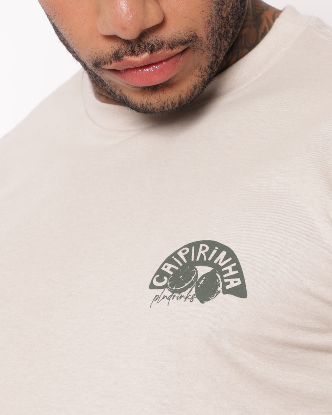Camiseta-Urba-P1715-Estampa-Nas-Costa---Cinza