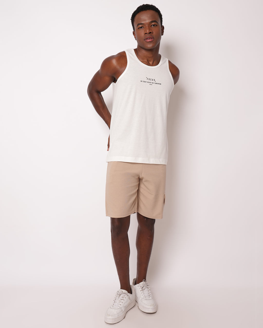 Regata--Urba-9924509-Off-Pgg---Off-White