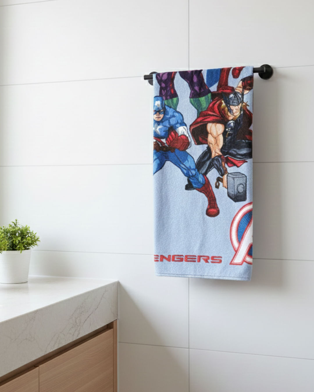 Toalha-Bh-Felpa-70x130-Avengers-Four---Azul