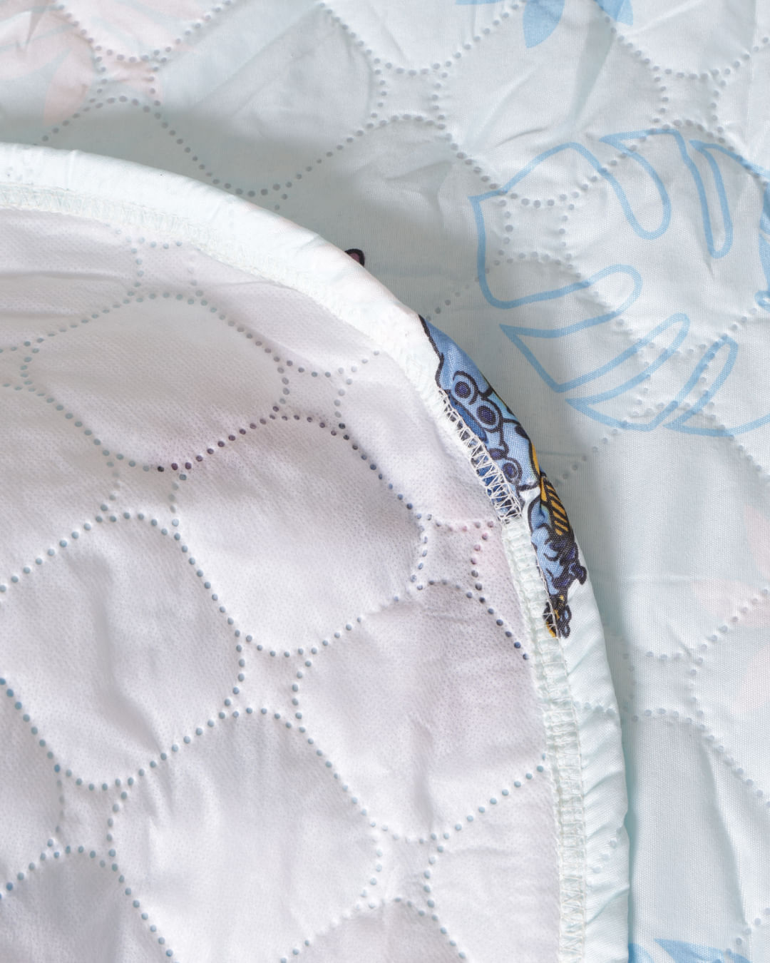 Cobre-Leito-Stitch-Inv25---Azul