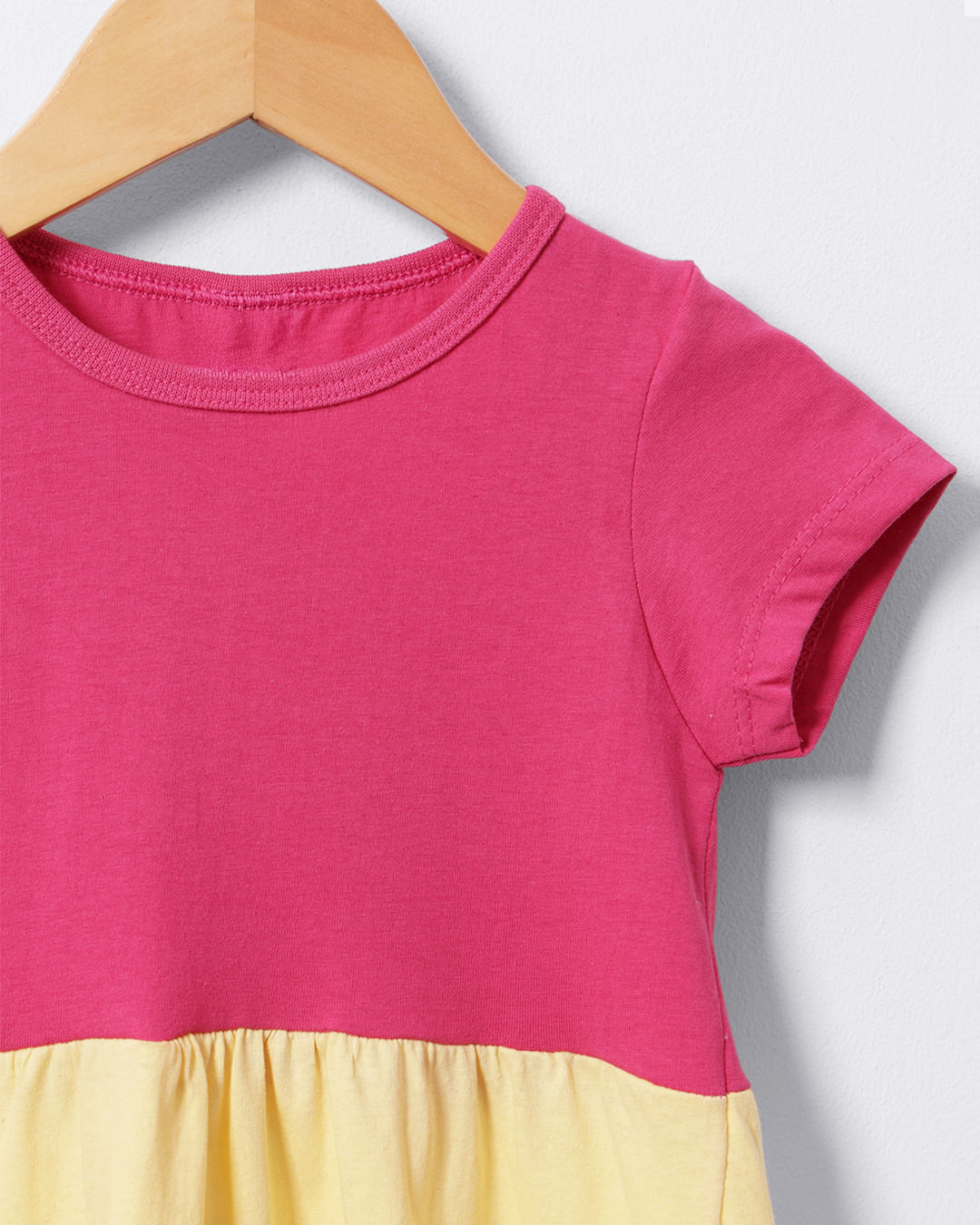 TROCAR FOTO Vestido Bebê Curto Três Marias Rosa-1751381707751