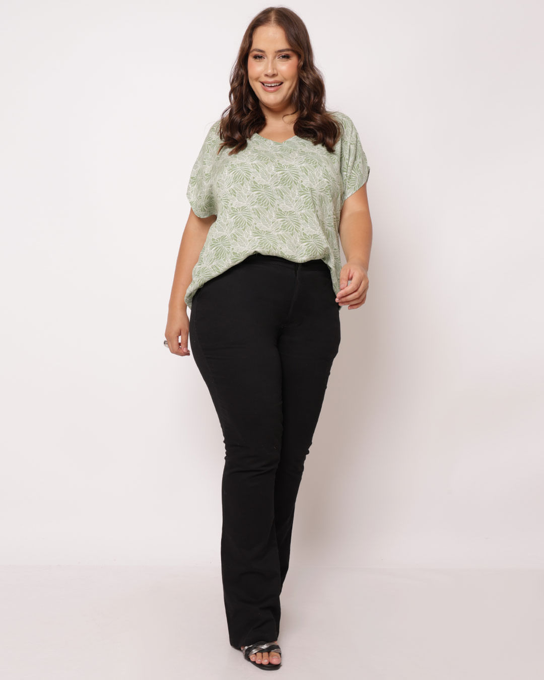 Blusa-Plus-Size-Feminina-Viscose-Berry---Co.-Estampada-Verde