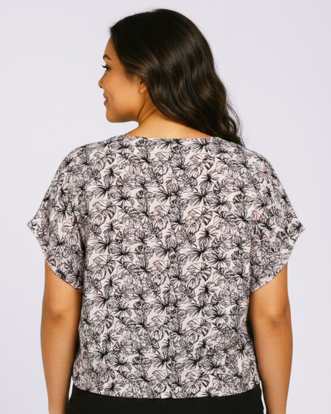 Blusa-Plus-Size-Feminina-Viscose-Berry---Co.-Estampada-Bege