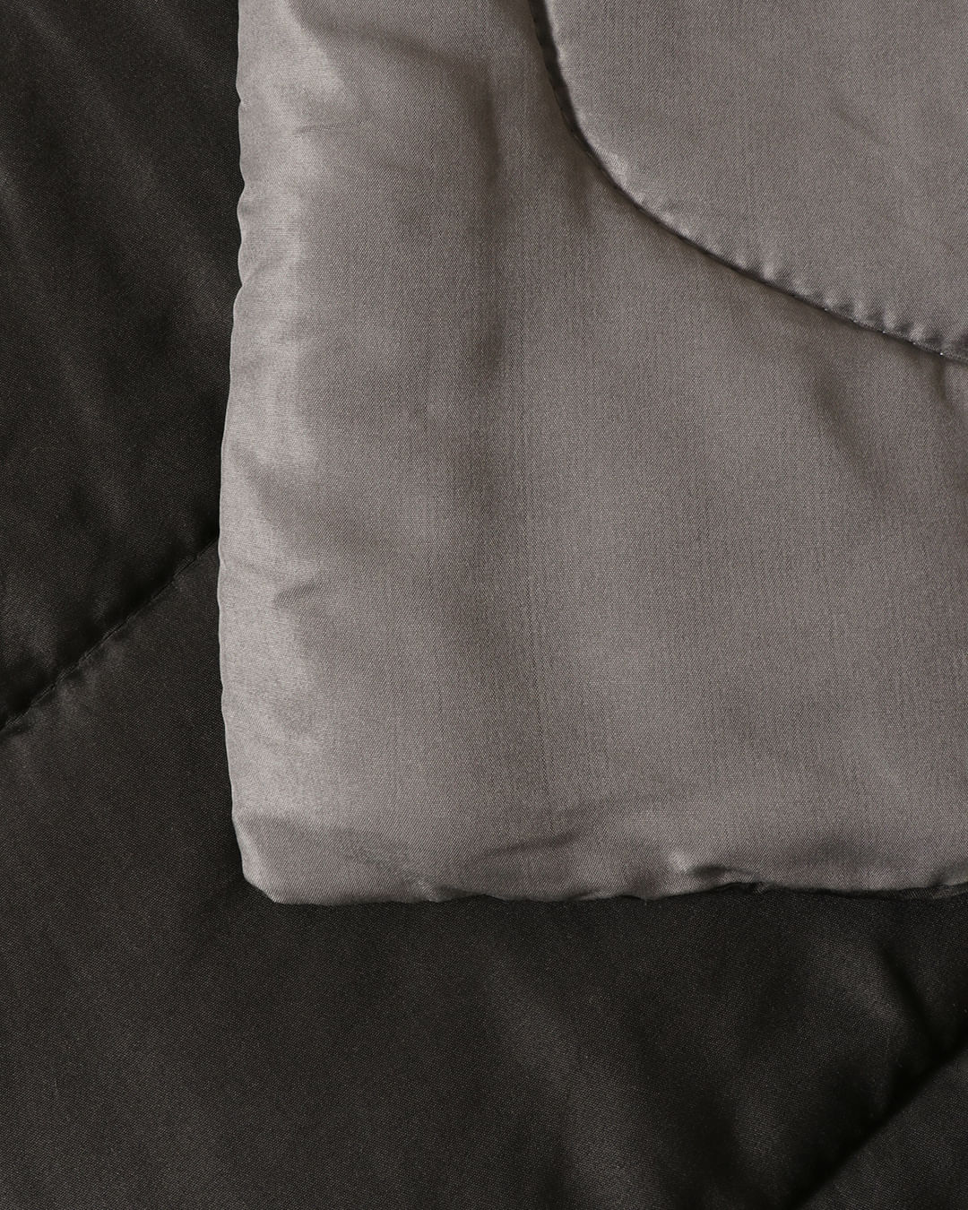 42132000076-136-03