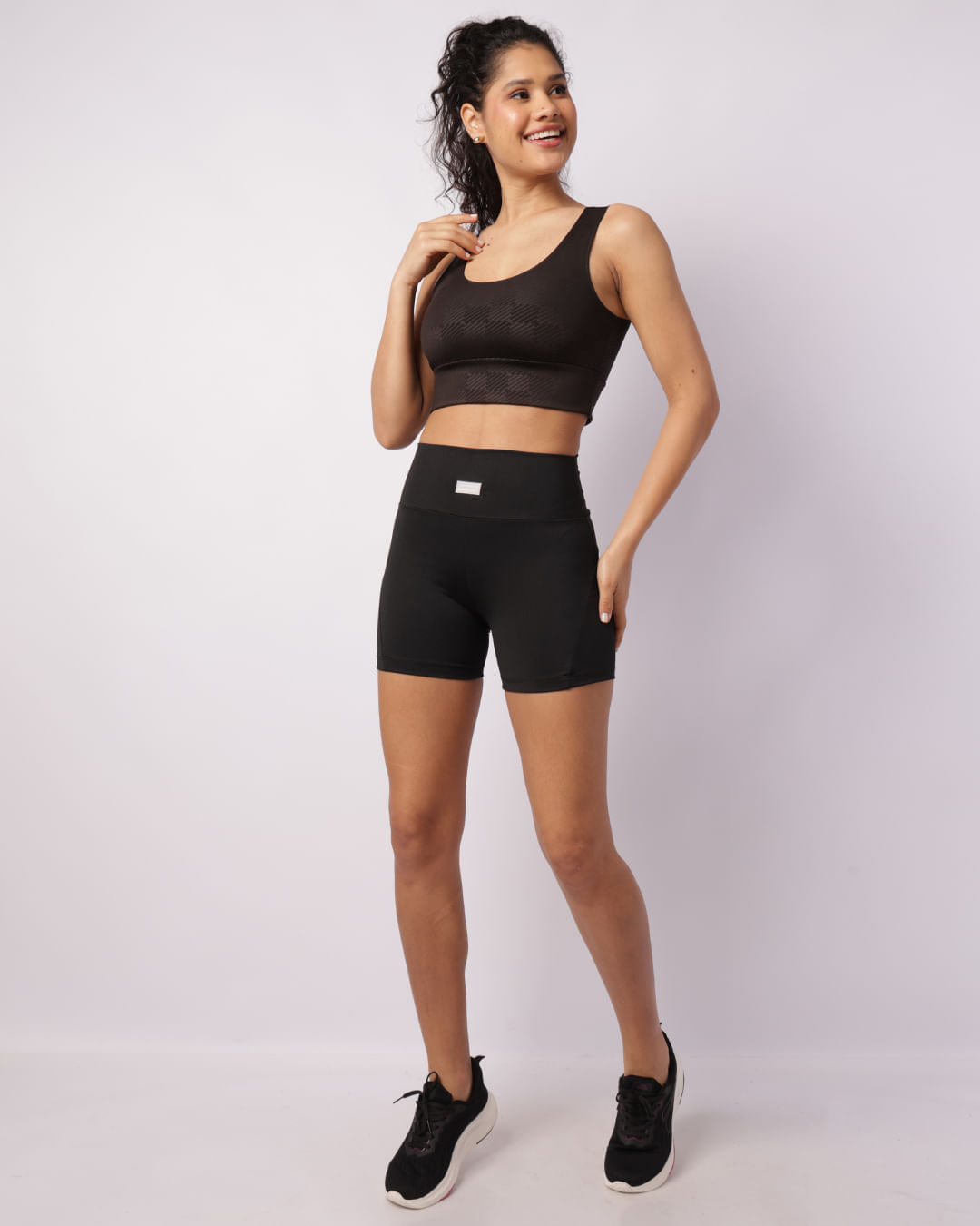 Top-Estampa-Quadriculada---Preto