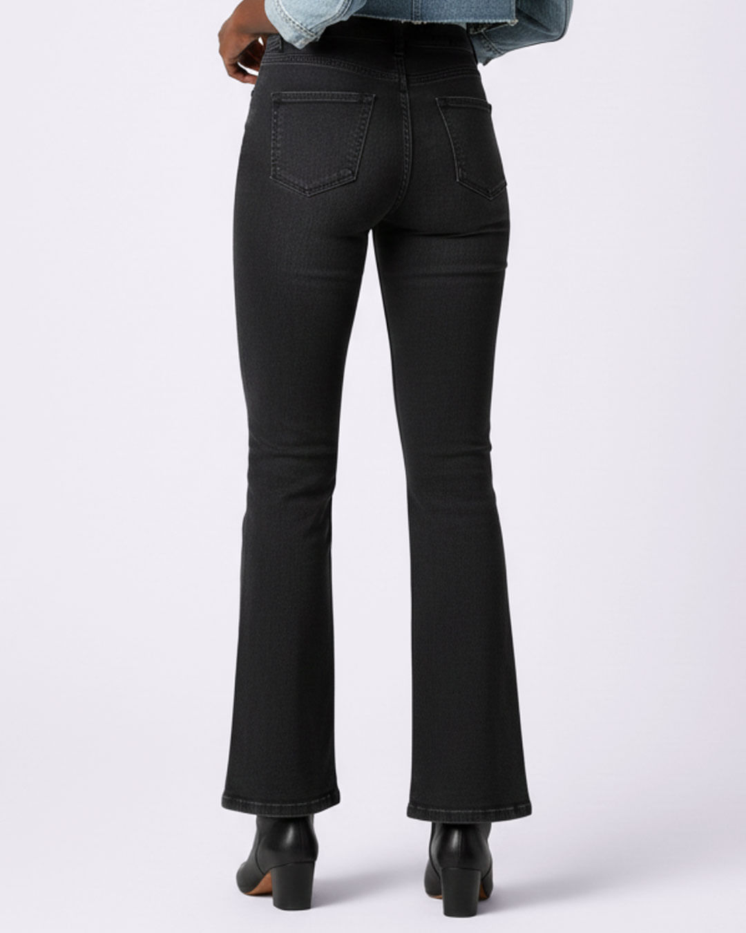 Calca-Blk-Jns-Flare-Lavada-Oport-502103---Jeans-Black