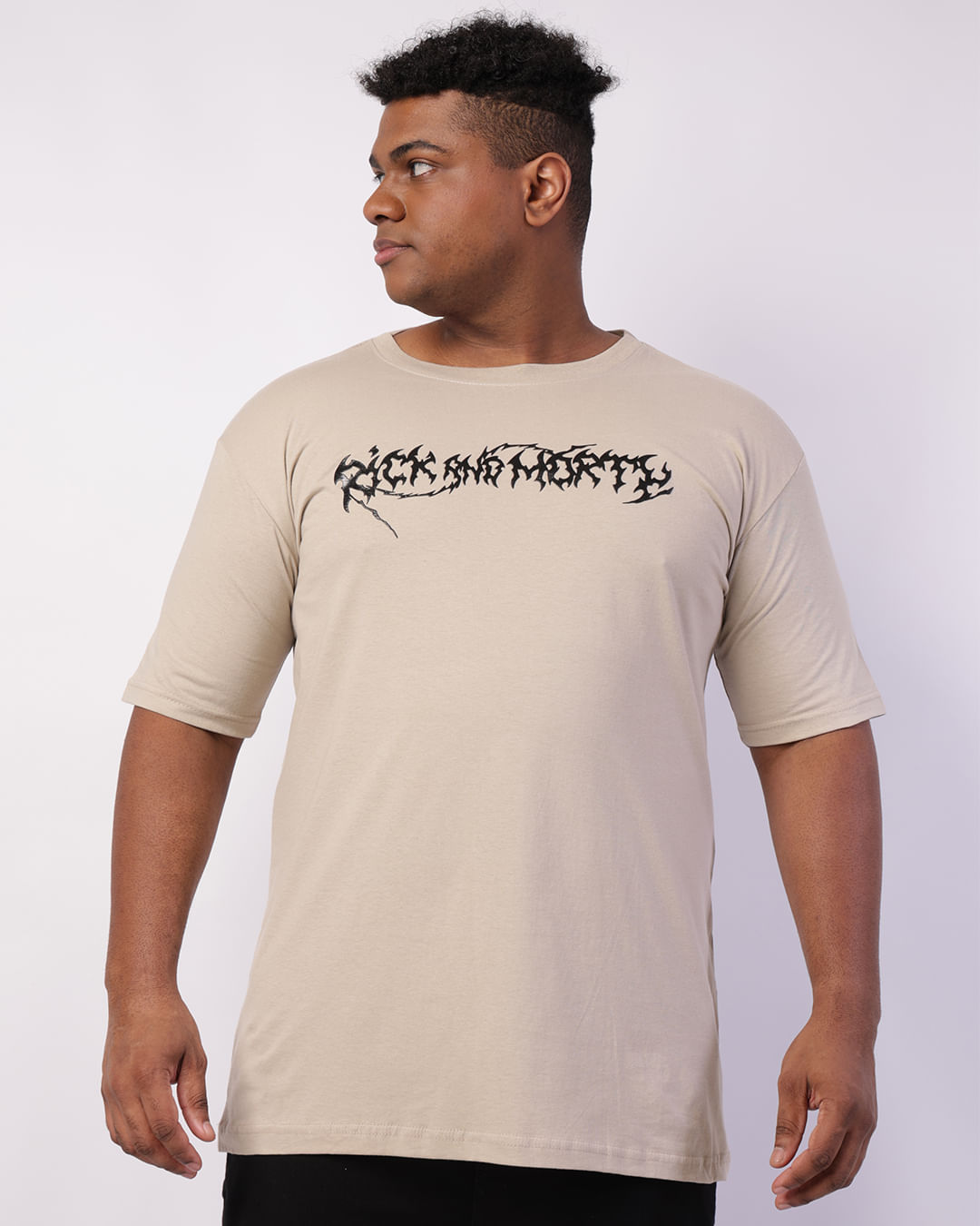 Camiseta-E4432-Rmorty-Bege-Plus---Bege