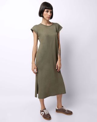 Vestido-1000111901-Midi-Amplo---Verde