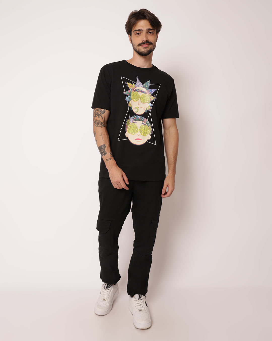 Camiseta-R--M--0401144-Pgg---Preto